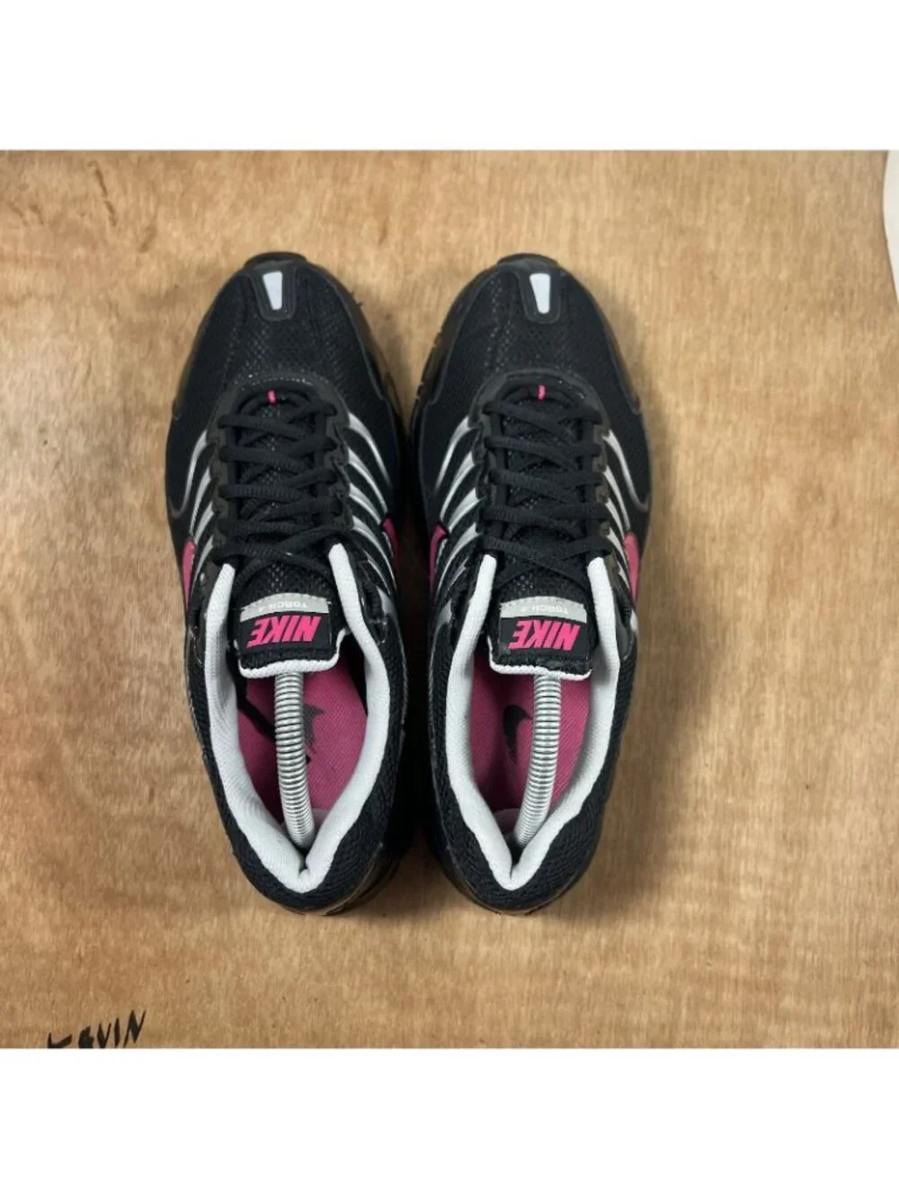Nike Air Max Torch 4 Women Size 11  343851-062 Sneakers Shoes Black Pink
